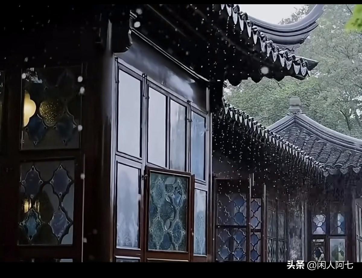 下雨天我连虚线实线都看不清楚， 你让我隔着肚皮看人心，别那么瞧得起我