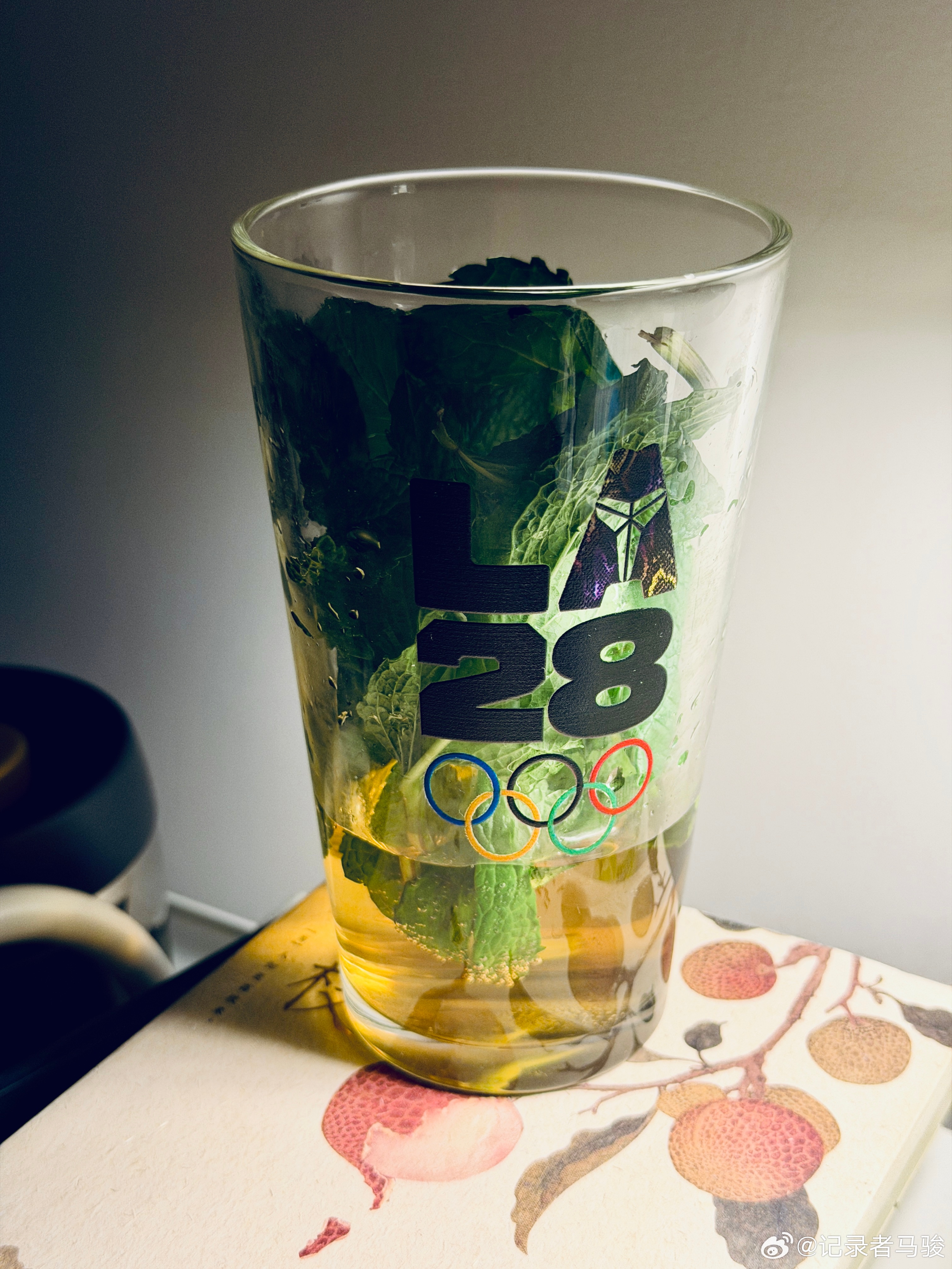 守住自律弹性，学会从容生活。好梦~~~ 