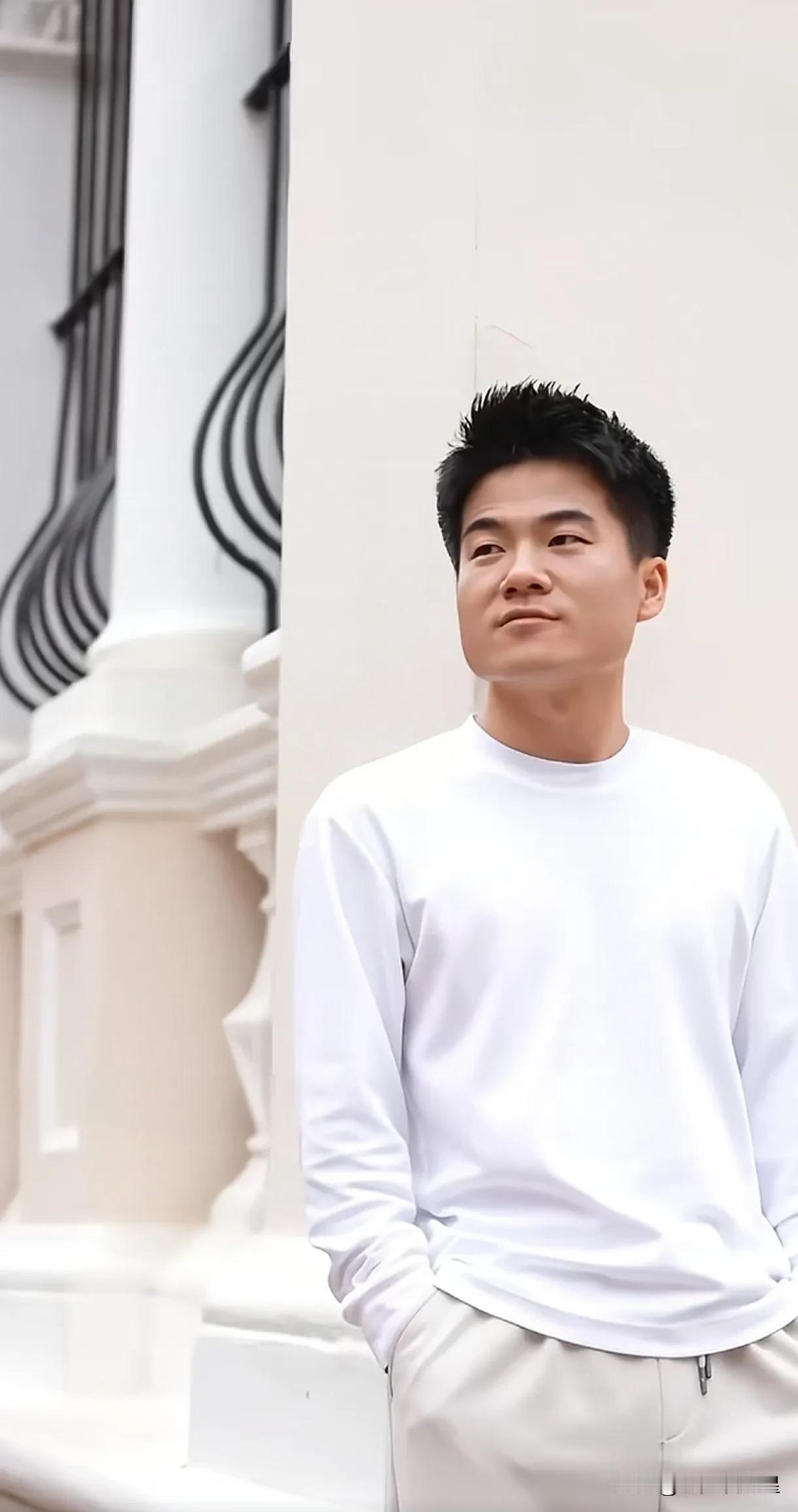 董老师回来啦，IP显示河北。黑子闭嘴！今天，重庆商报热点发了一篇关于董老师内蒙古