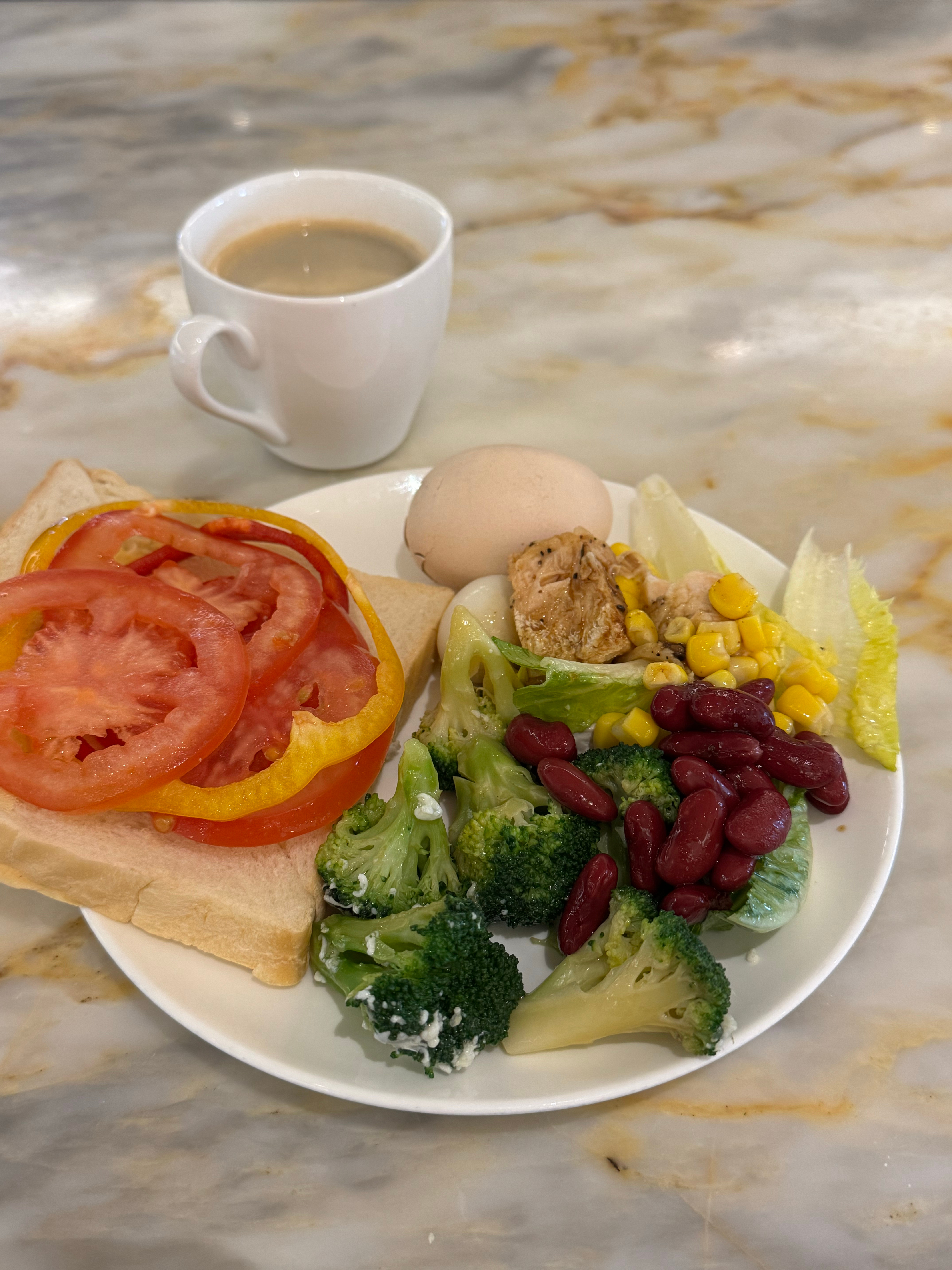 吃饱喝足又飞了，单独回家一天就是为了陪小林，可想而知家庭地位不一般 厦门·厦门高