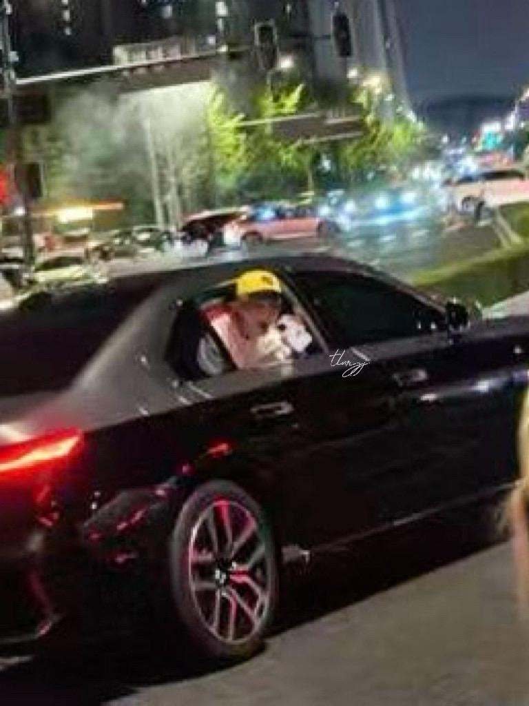 没想到第六感这么准，刚过去小鹿就出来了😭😭😭