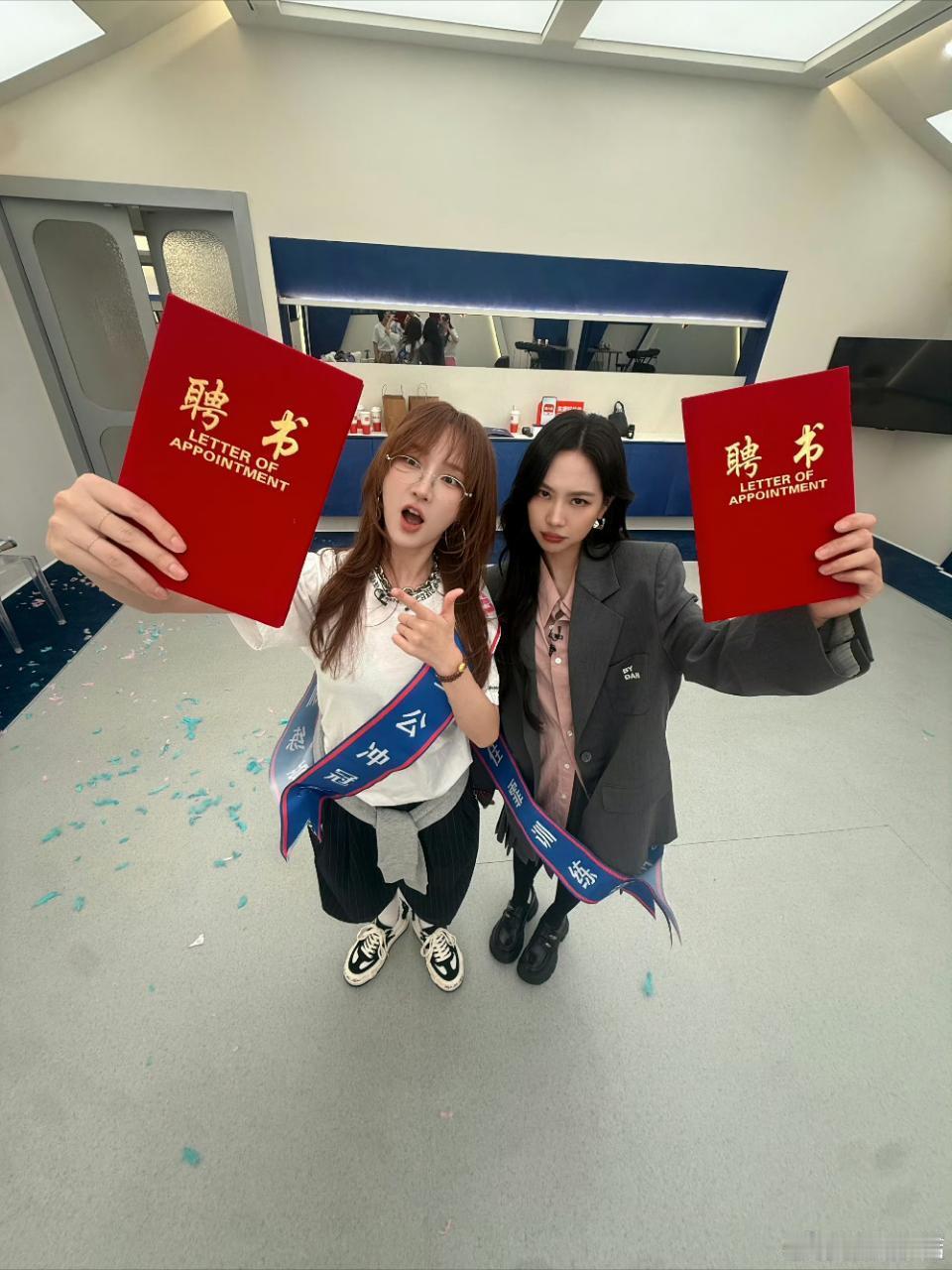 【佳霏】今天是个好日子～让我们祝福这对新人百年好合🎉🎉 