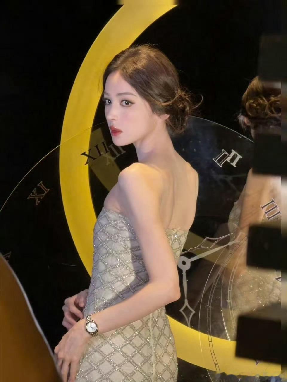 娜扎欧米茄活动路透我丢美得有点惊人吧 ​​​