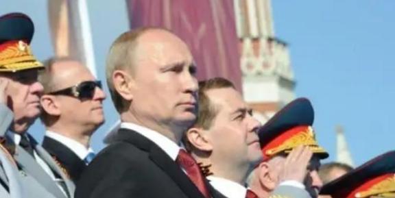 有人问，普京执政20年，俄罗斯到底有没有变强？咱看看数据就知道啦！2000年普京