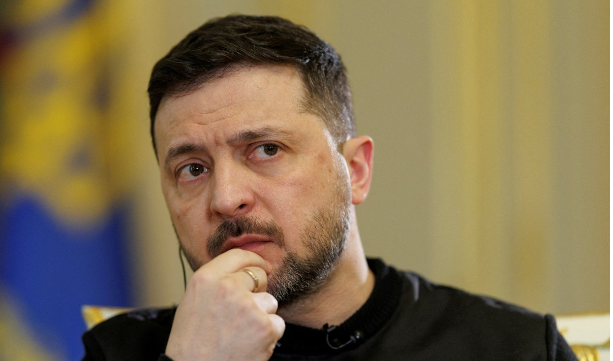 泽连斯基称乌克兰在战场和外交上都承受压力：直到9月都将非常艰难