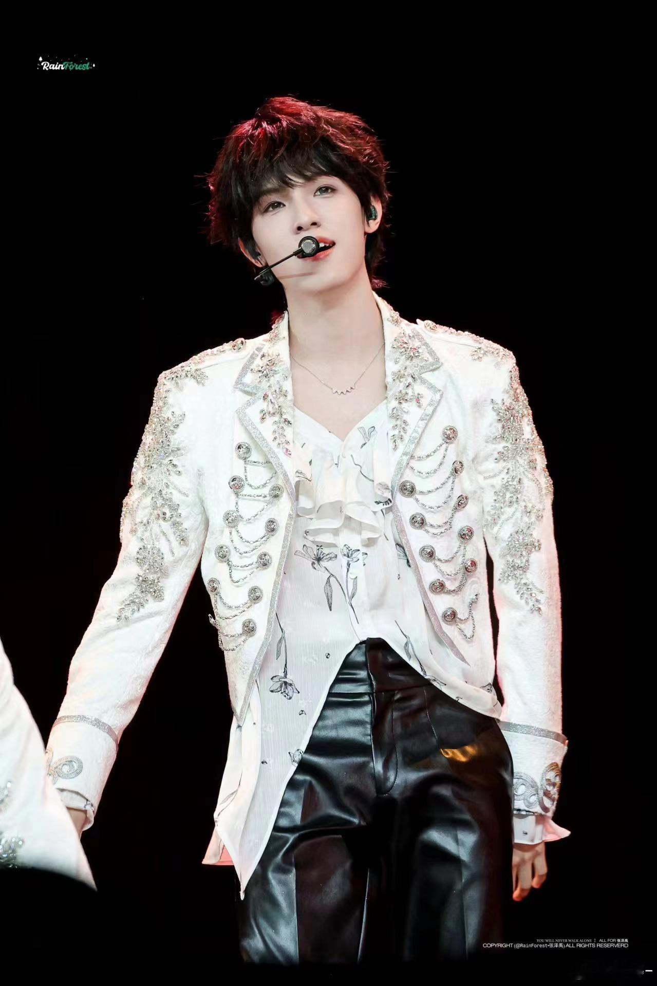 张泽禹beautifulthings用心聆听就能感受到，张泽禹的高音温柔又有力量