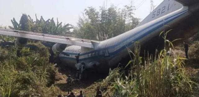 今天上午，在印度米佐拉姆邦冷普伊机场，一架隶属于缅甸军队的飞机在着陆时偏离了航线