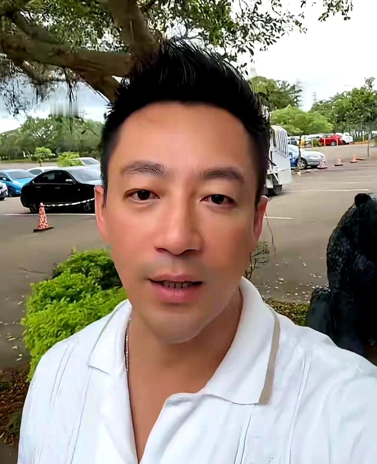 原本以为马小梅嫁给汪小菲就等于人生圆满。
大S当初结了婚就安心当起阔太太，偶尔才