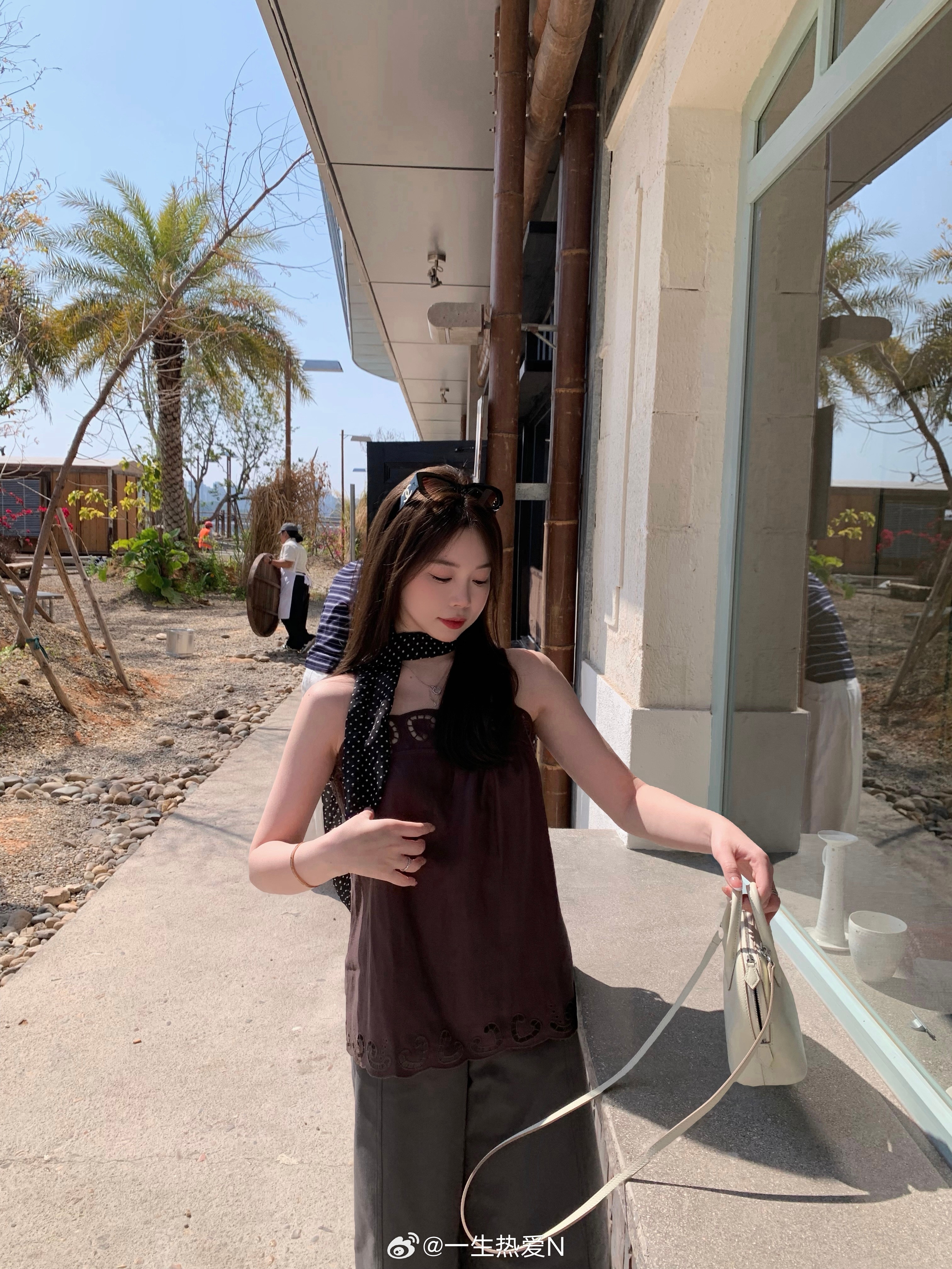 贝贝ju 你真的太会配了这条裤子我能一周穿3回… 