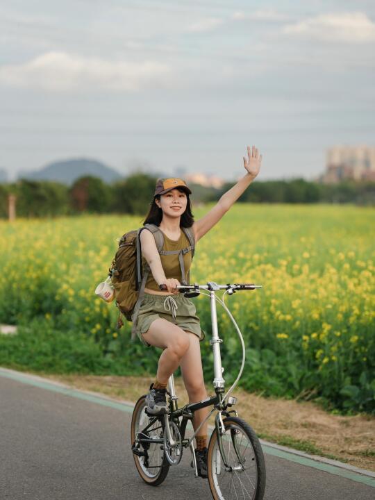 春天要骑车去看花海野餐呀～🚲☀️