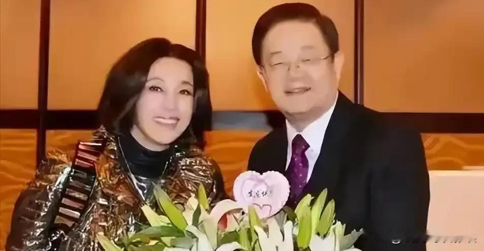 刘晓庆婚姻状况成谜！与前夫多年互不干涉，积蓄被骗打官司还赔钱

刘晓庆与前夫早已