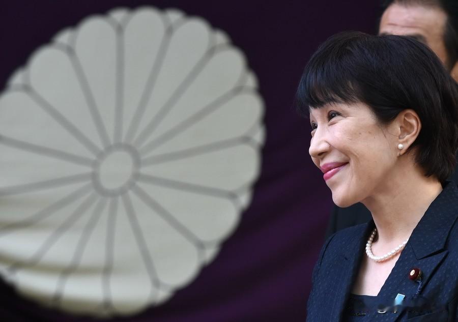 高市早苗执意谋核，日本上下掀起反对浪潮
 
　　以新军国主义头子高市早苗为首的内