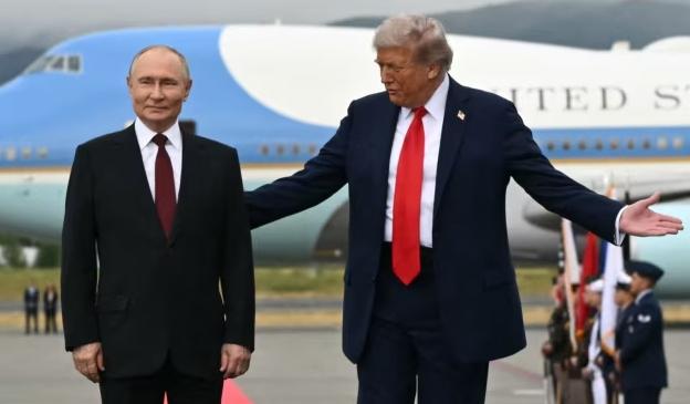 连普京都承认，没想到特朗普在乌克兰问题上“如此大方”！

普京已经到了印度，开启