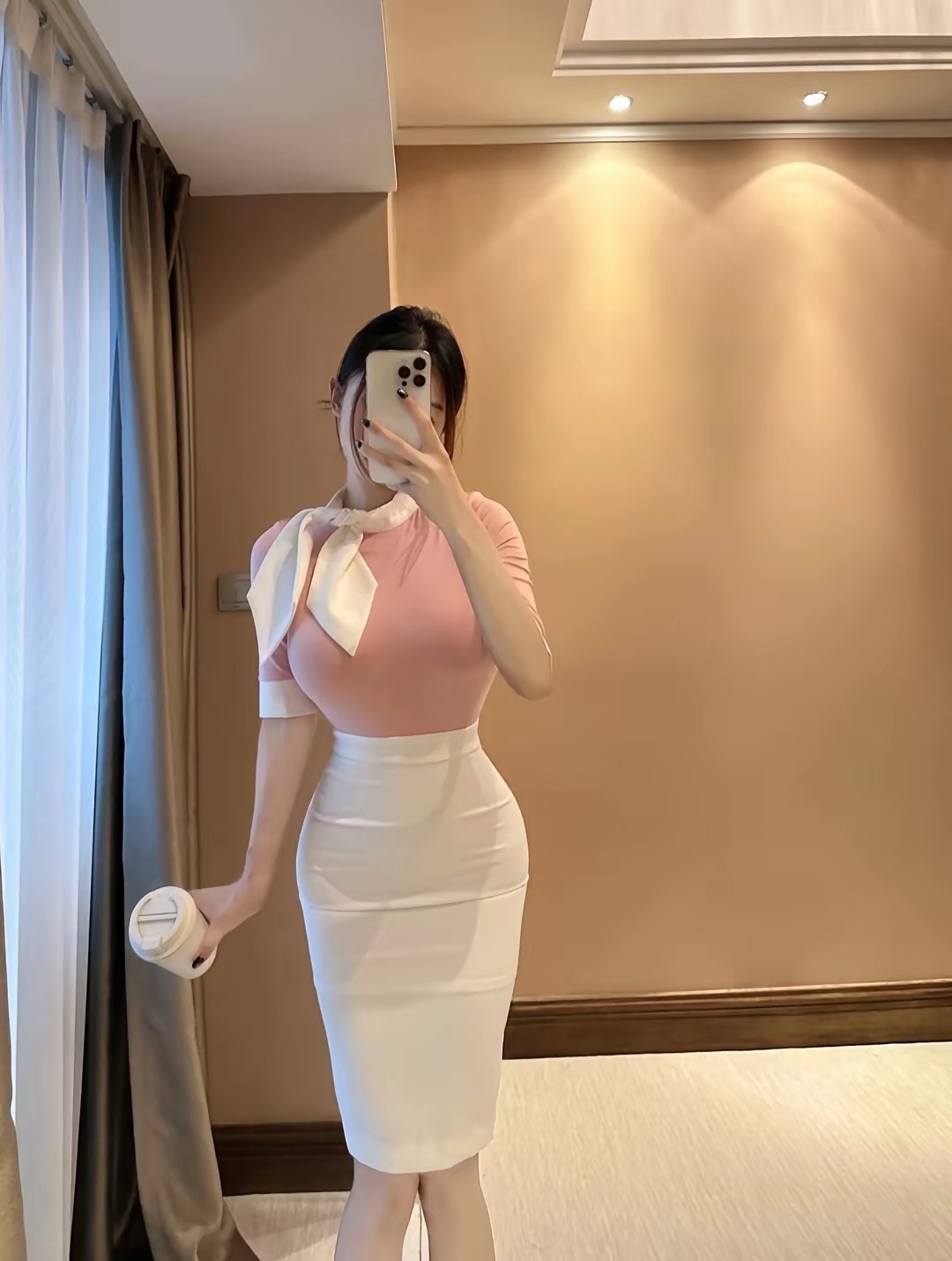 今天要去相亲了，你们觉得穿这套衣服可以吗？ 清远