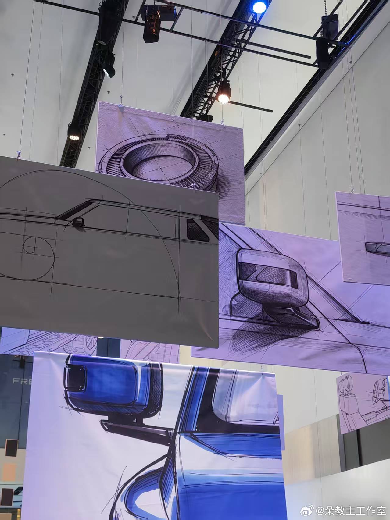 Freelander全球首秀，小助理我已到现场！偷偷给你们说，其实我和朵姐去棚拍