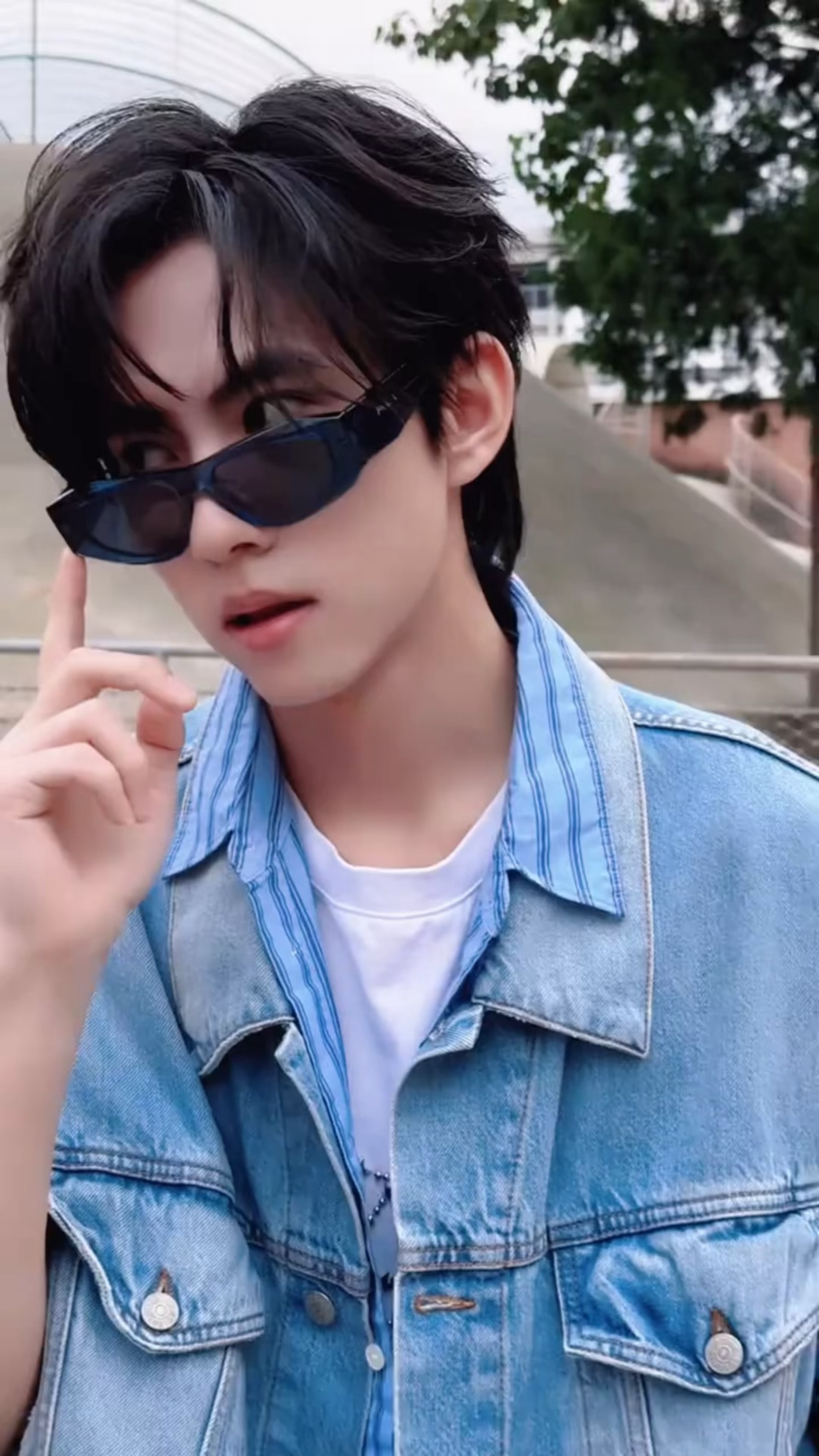 小女孩耍酷但娇滴滴怎么回事 