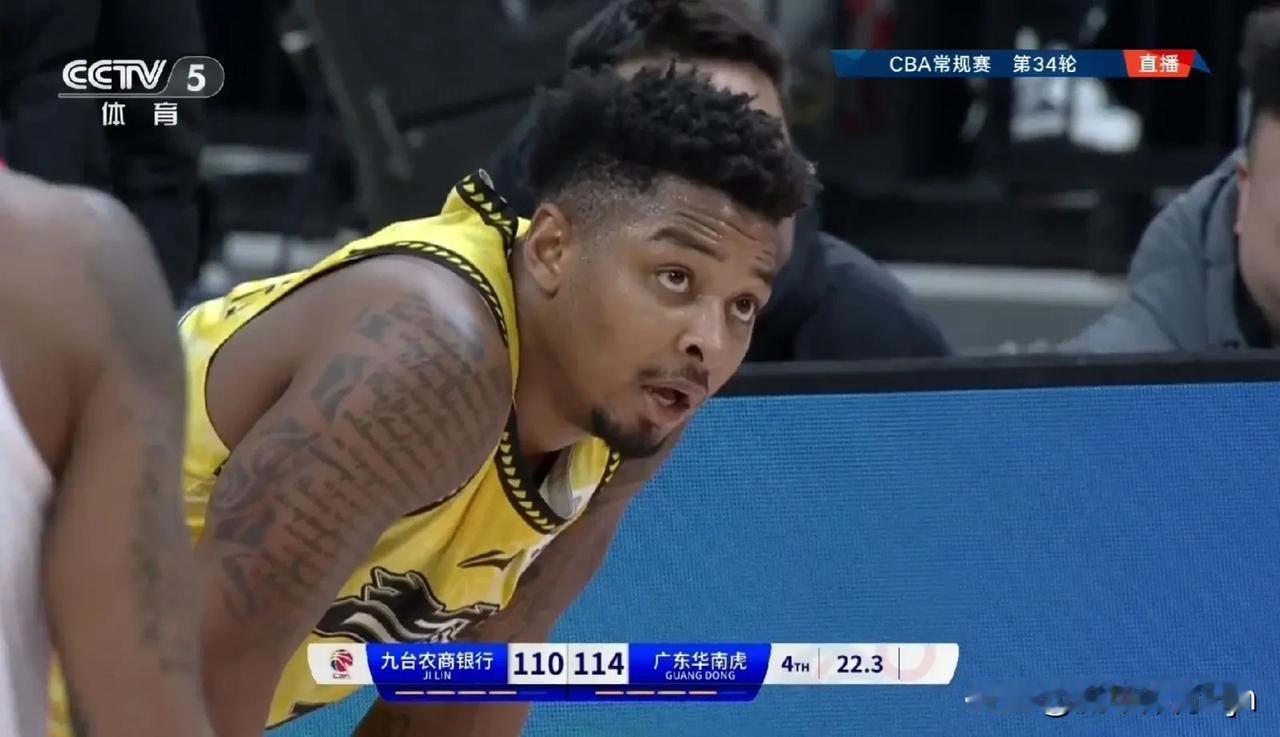 随着吉林男篮111：116不敌广东男篮，本场比赛暴露出3个可笑的事实。

1. 