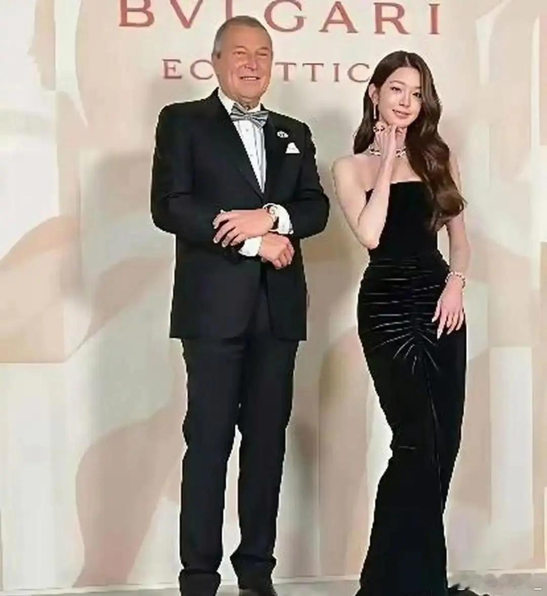 张元英和赵露思告诉我们 宝格丽CEO可不会为你P图 
