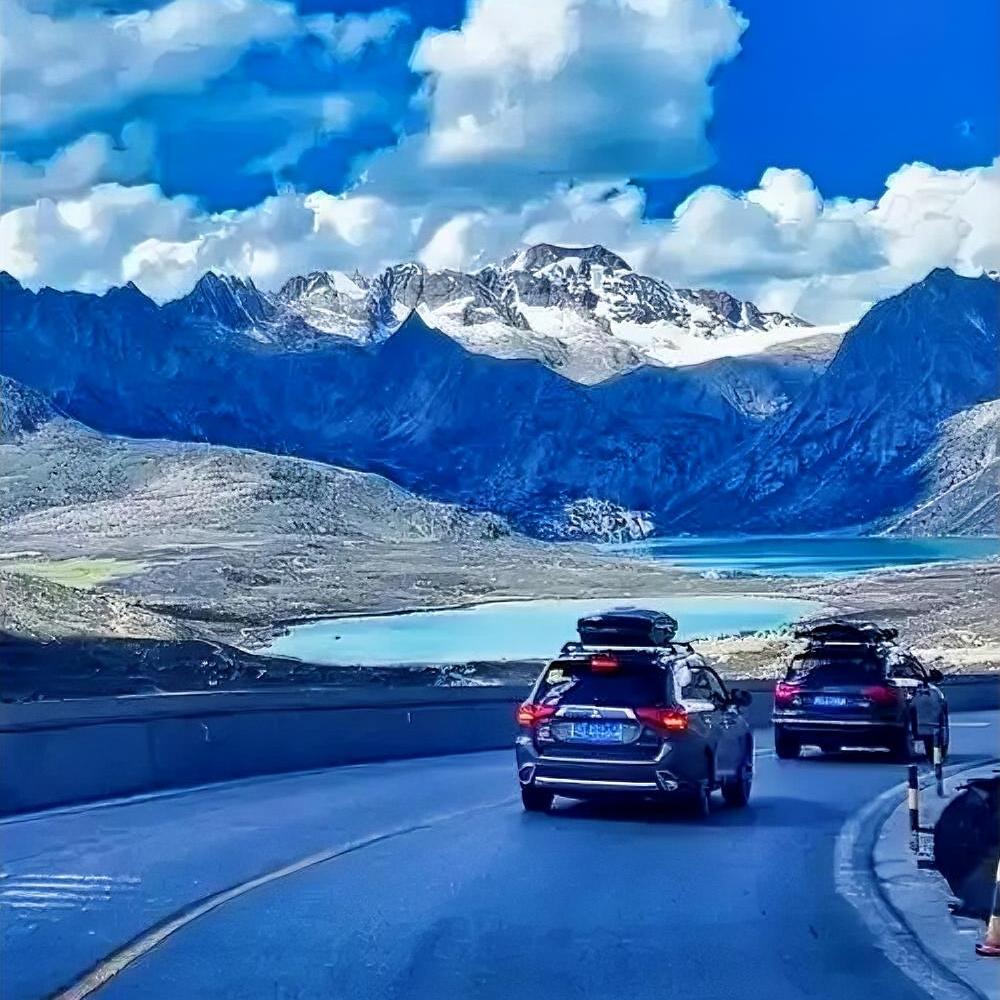 接受孩子平凡，才是父母最大的清醒
 
一位退休老教师的话，戳中了无数家庭的痛点。