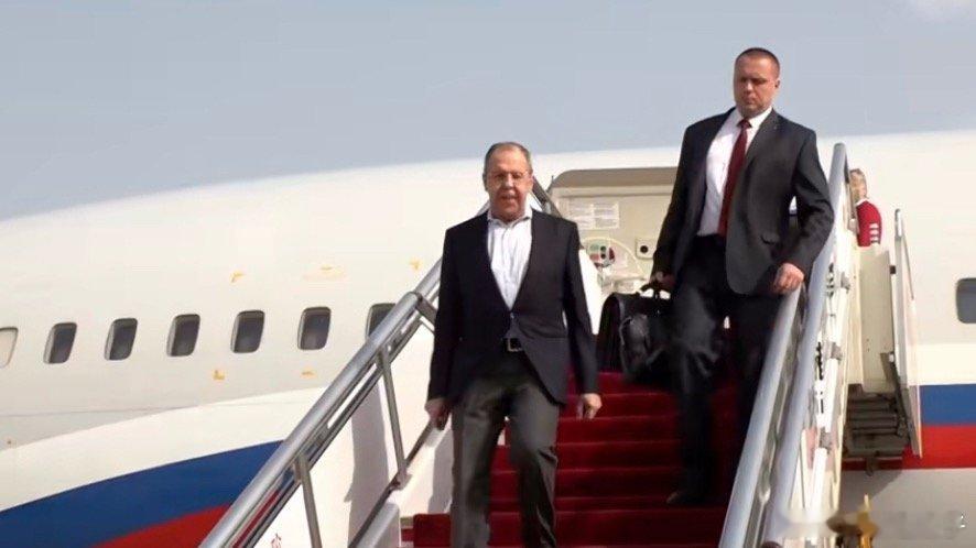 俄罗斯外长拉夫罗夫将访华马英九，拉夫罗夫？三方会谈么？ 马省长任命？ 