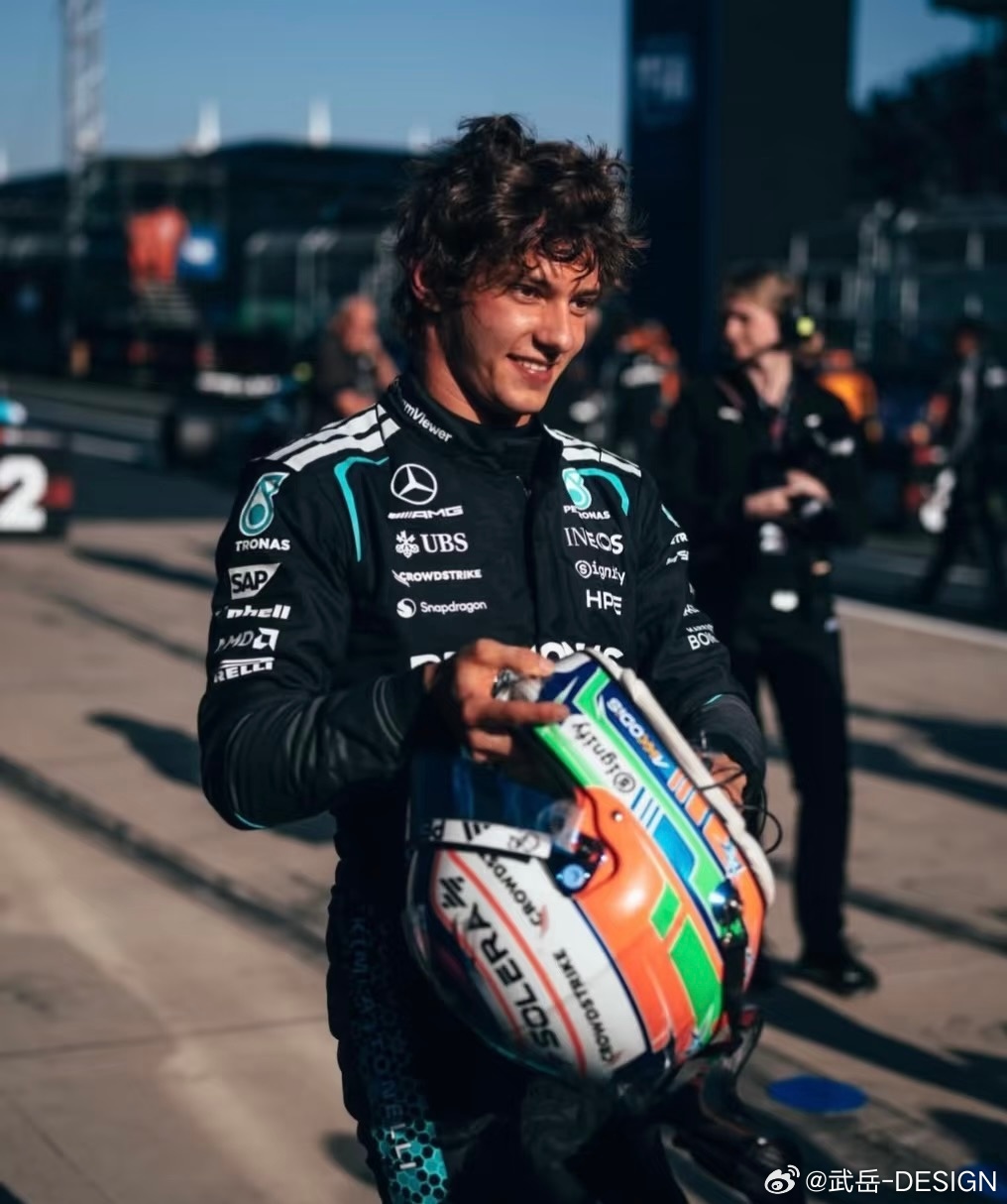 恭喜梅奔恭喜小Kimi19岁真好啊！世界第二年轻分站赛冠军🏆F1上海