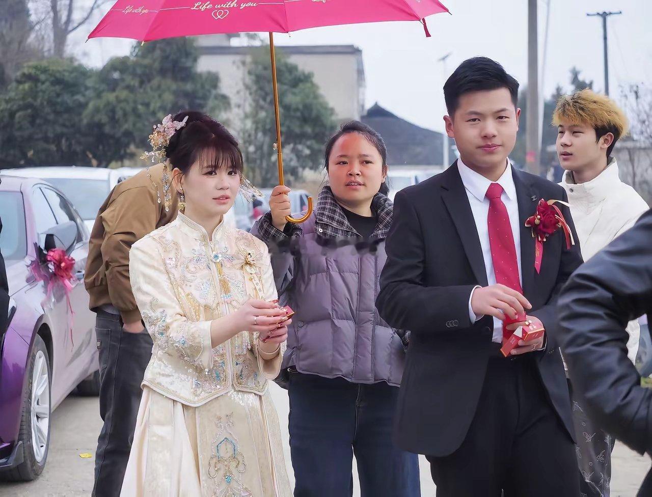 什么都没变 唯一变得已成人妻 