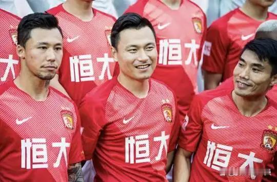 许家印欠的债谁来买单？这事儿可复杂了。许家印一审被判无期，恒大450亿美元境外美