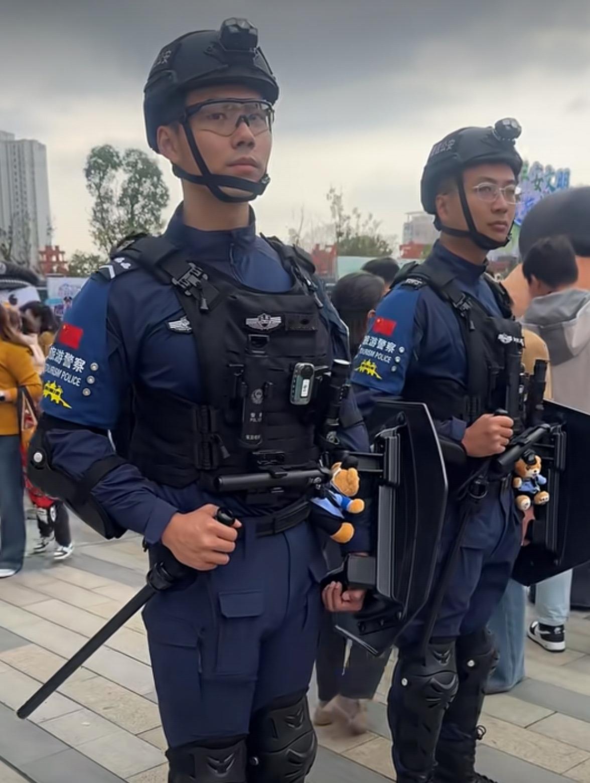 辅警签无固定期限合同后就能高枕无忧的干到退休了吗？那可不一定！

‌最少这几种情