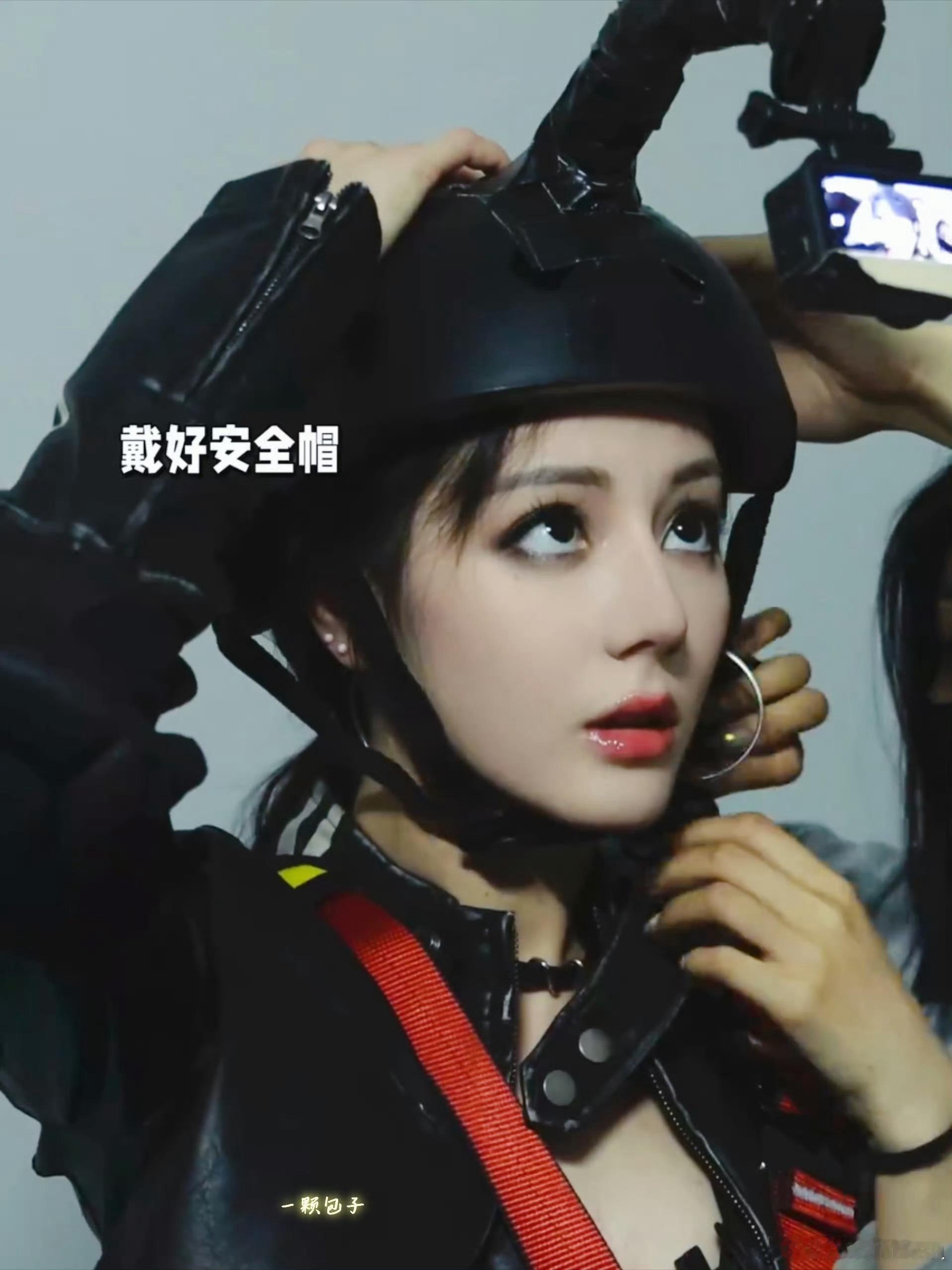 大眼萌妹宝贝你超级可爱 