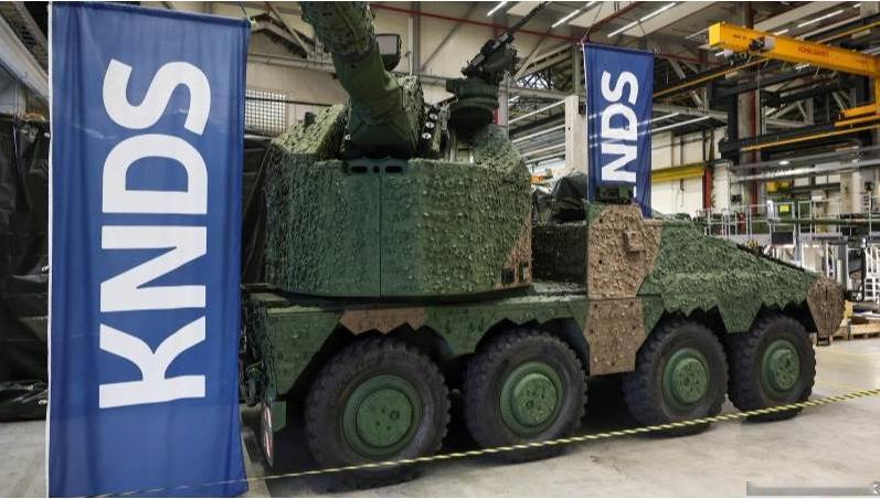 英德签署155毫米遥控自行榴弹炮技术合作协议
英国国防部周日宣布，已与德国签署一