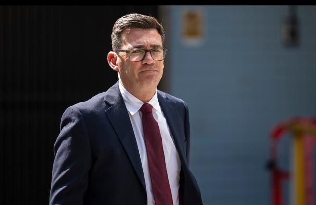 脱欧十年，英国新首相终于松口：重新加入欧盟，在英国不再是禁区

英国脱欧公投十年