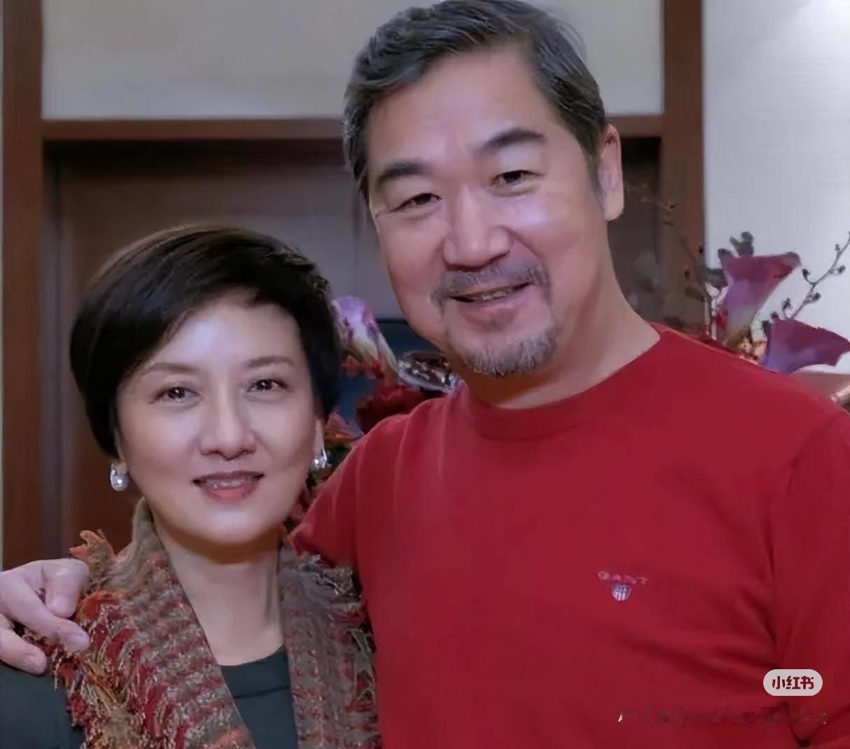 看了张国立给邓婕念情书的片段，瞬间就对邓婕起了好感！不管岁月怎么在脸上留痕，也不