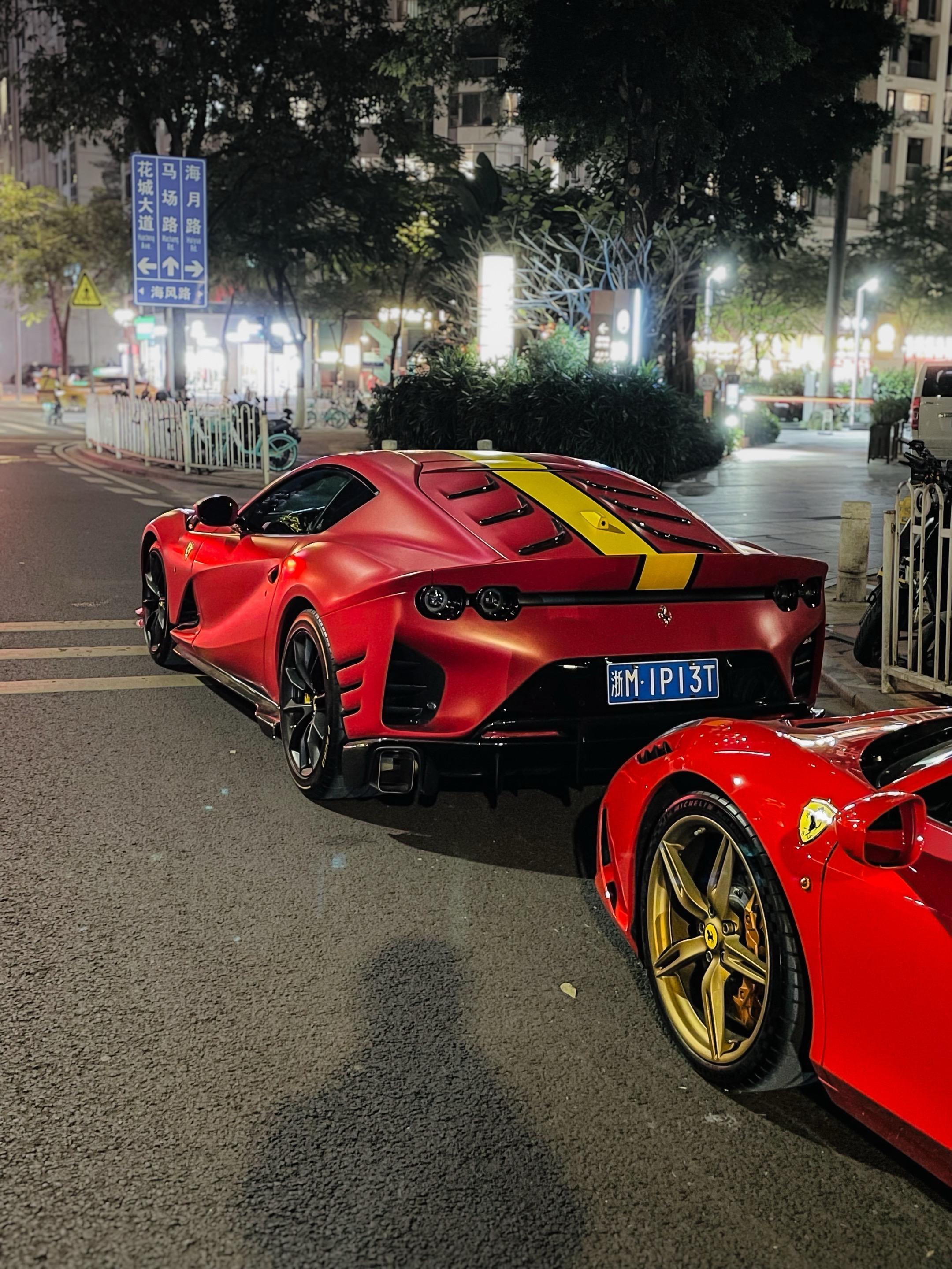 🍅🍳 Ferrari 812 Competitizione