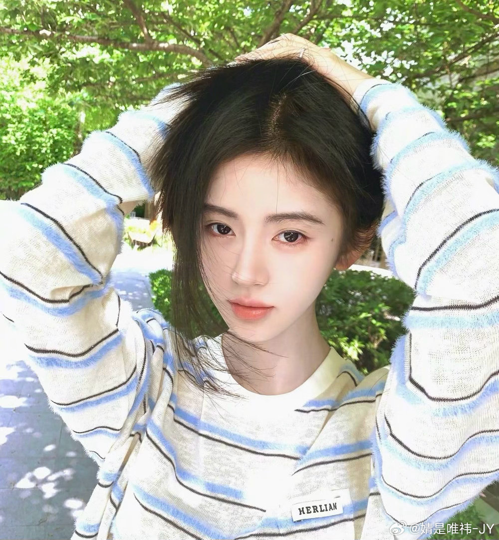 鞠婧祎  jjy鞠婧祎阿黛 jjy鞠婧祎来战 “错过了落日余晖，还可以等待漫天星