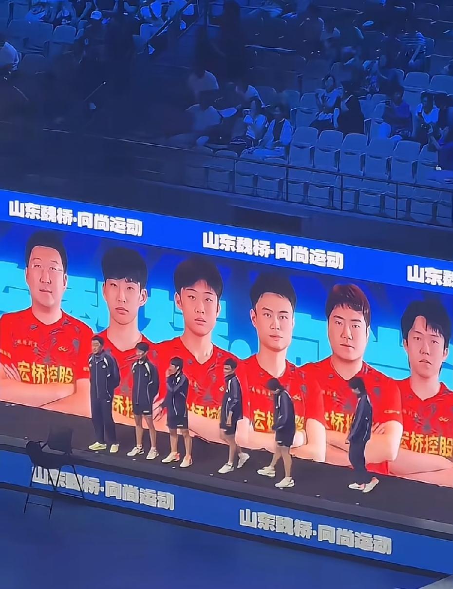 魏桥变阵啦！速看比赛，7月30日，
雄安乒超联赛第二阶段
第一盘过后，第二盘正在