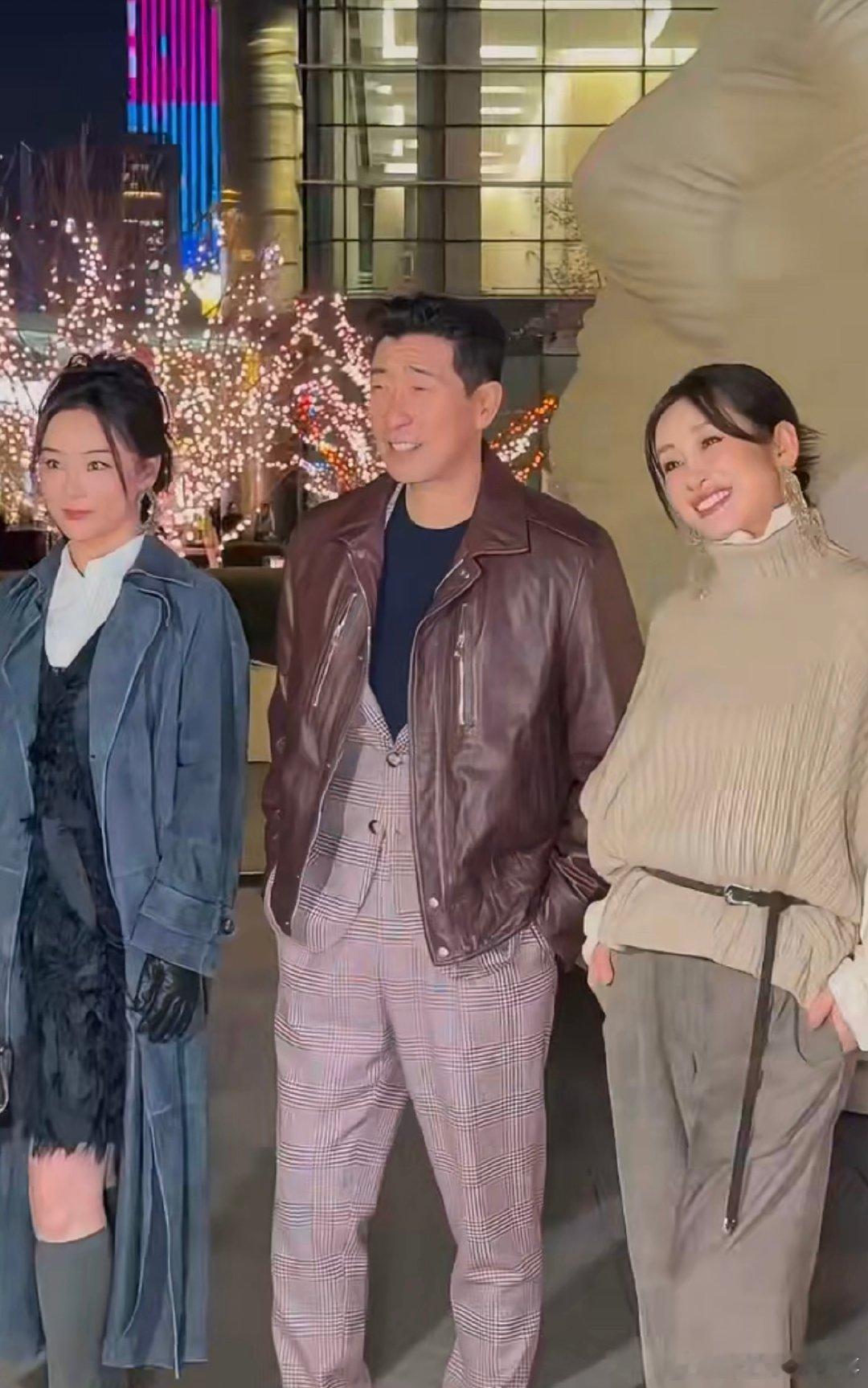 四位实力派齐聚圣诞夜，Brunello Cucinello的精致质感碰撞松弛老钱