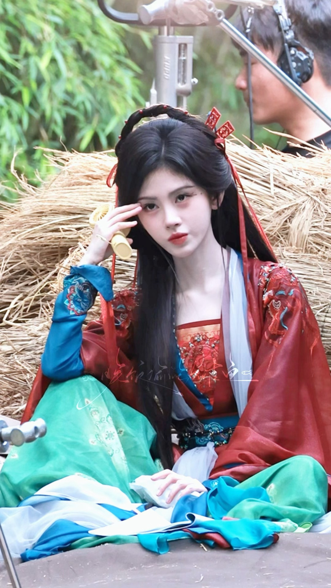 我锁着眉鞠婧祎苏绿夏