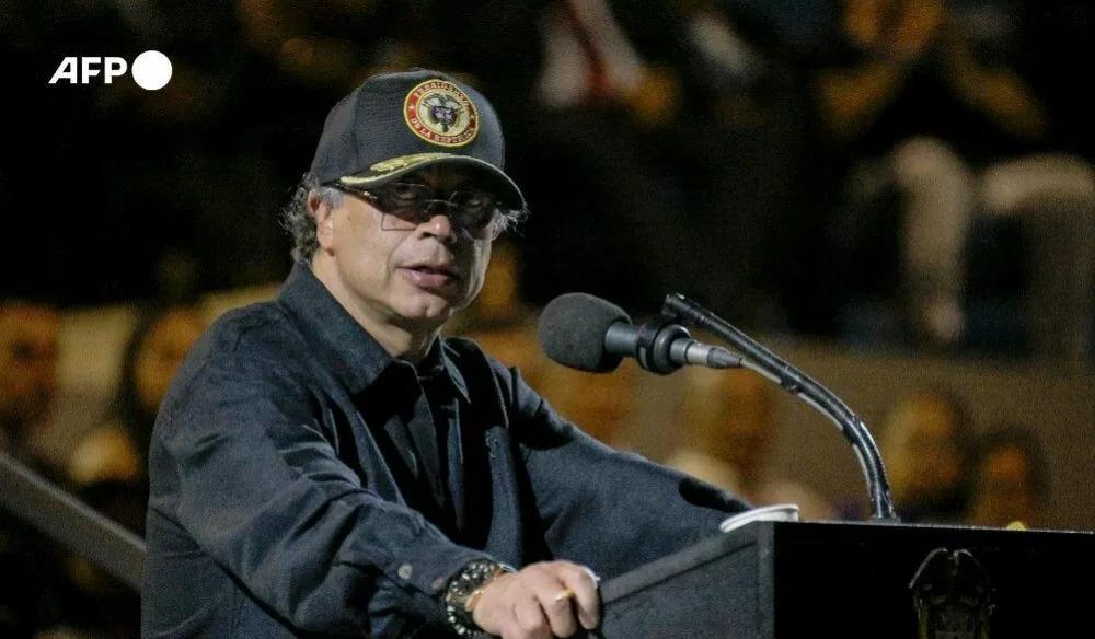 欧洲新闻网报道，当地时间5日，哥伦比亚总统佩特罗在社媒发文，呼吁拉美国家应团结一