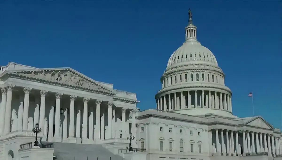 3月底到4月初，北京和上海迎来欧洲议会代表团，这是八年来的首次正式访问，数字经济