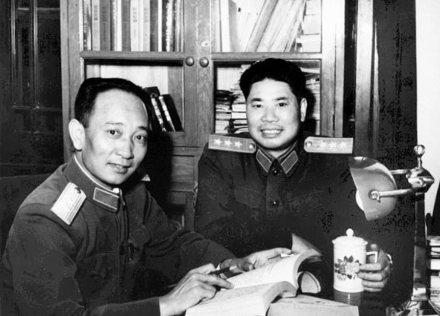 1979年，对越自卫还击作战打响之前，时任昆明军区司令员、开国中将王必成，战前被
