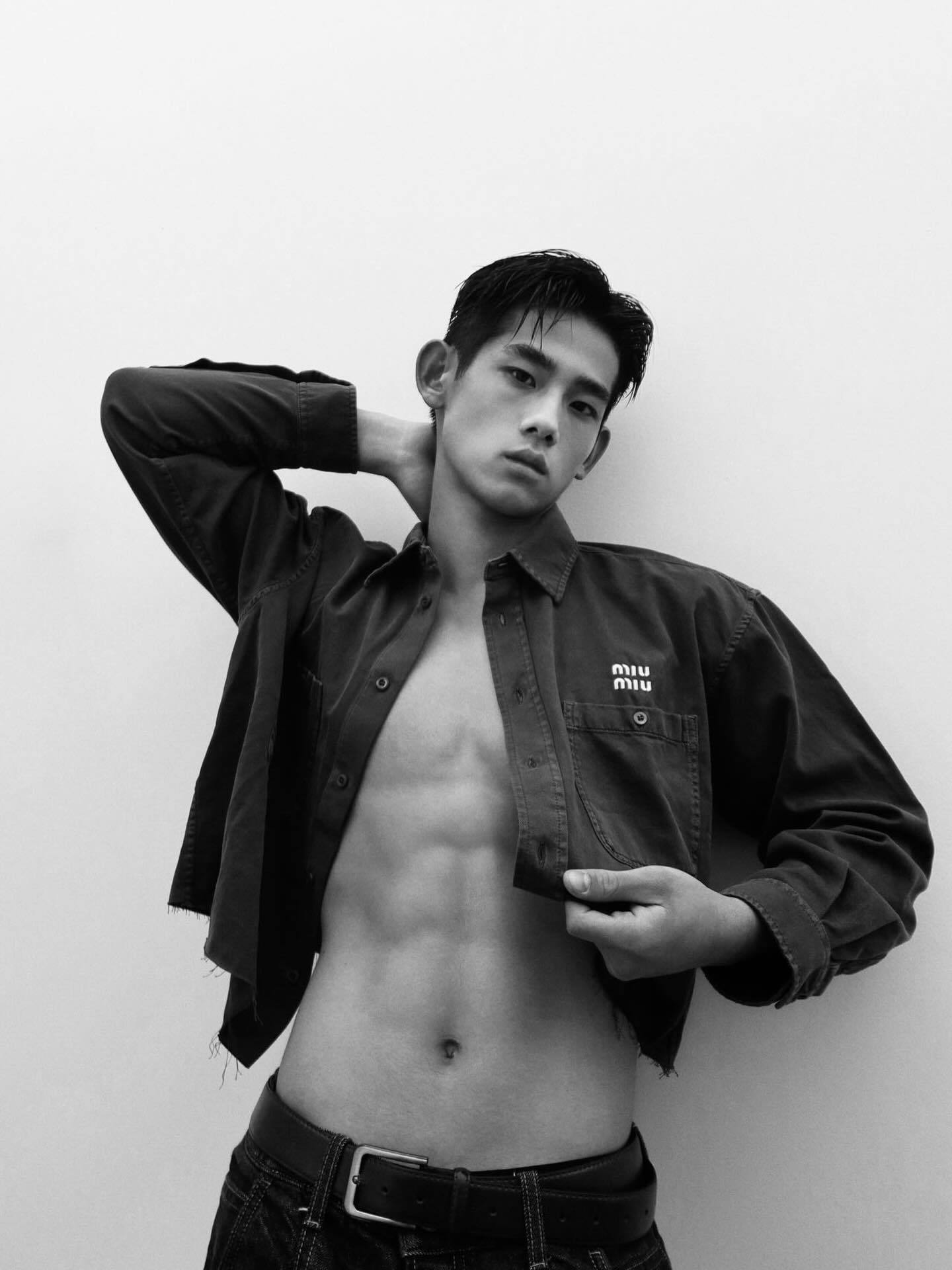 Star Wu 吴睿琛 ，今年从张家诚那组 VOGUE Man 走出来的面孔 ，