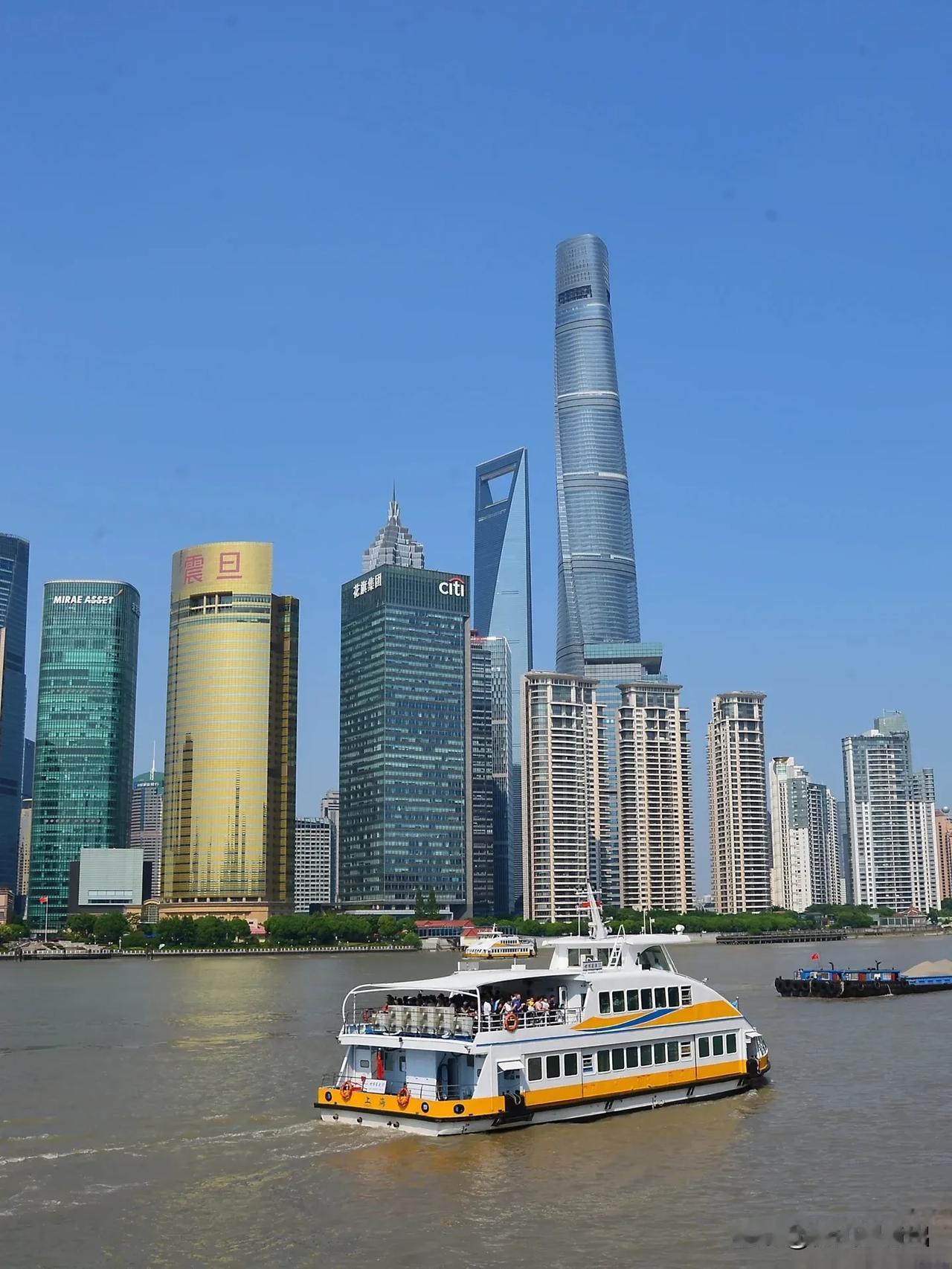 打工人和旅游者的福音！2块钱的东金线，延续老延安东路轮渡的烟火

很多人不知道，