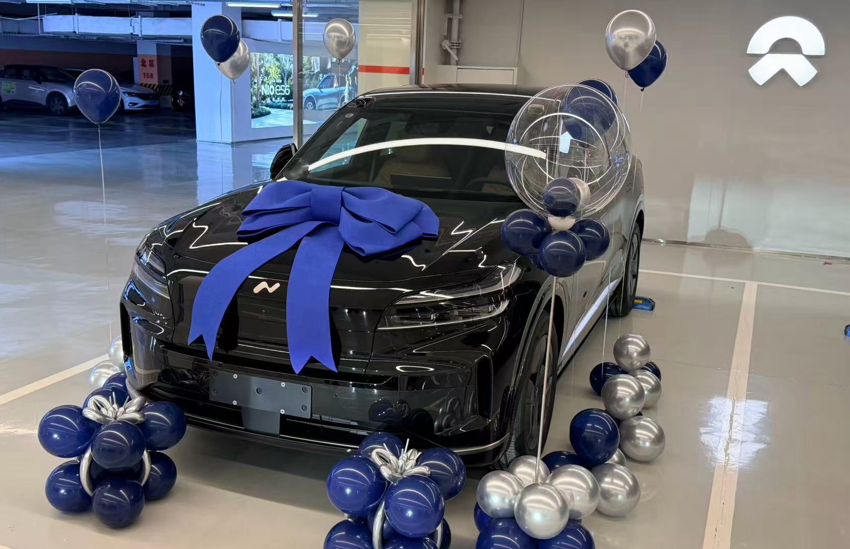 乐道L90提车完毕，运气不错，选了一个8898的车牌号！[666] ​​​