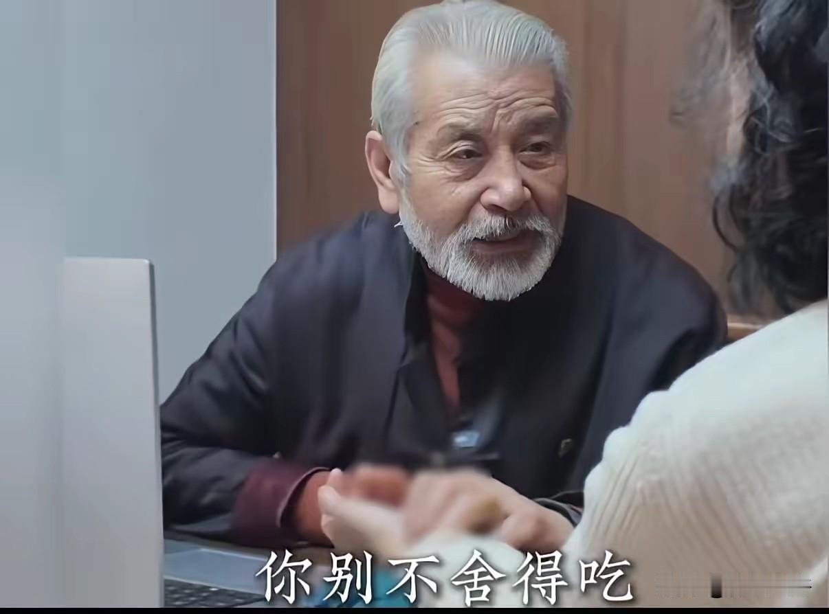 这个老中医火了！女子说自己看病的一千块钱是借的，老中医的做法太戳心了！

事情发