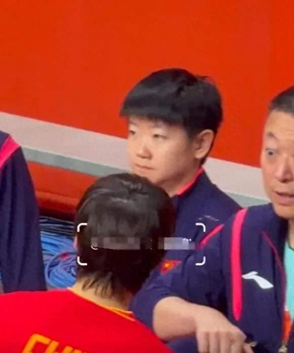 彻底认清现实！莎头3-0零封日本，张本美和终于低头认输！