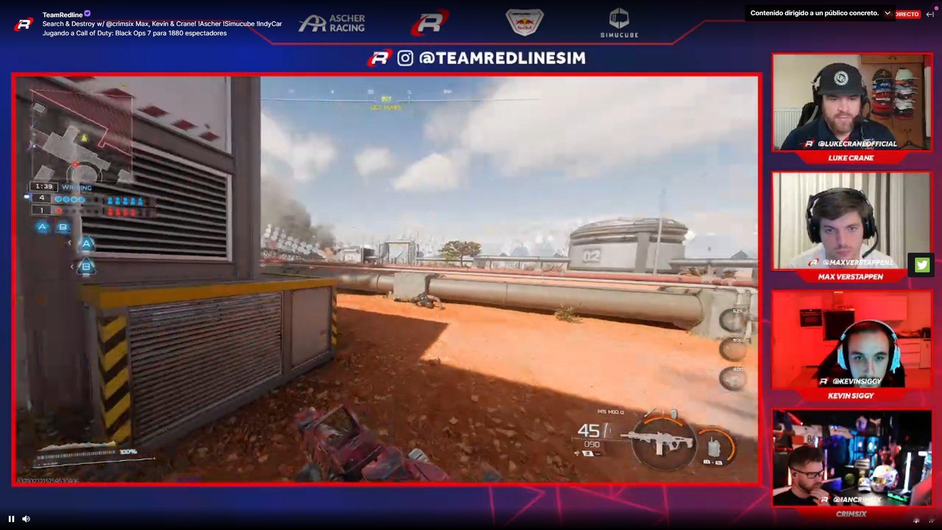 参加完8小时，跑完136圈的季前测试，你以为维斯塔潘的一天结束了？潘子又和他的R