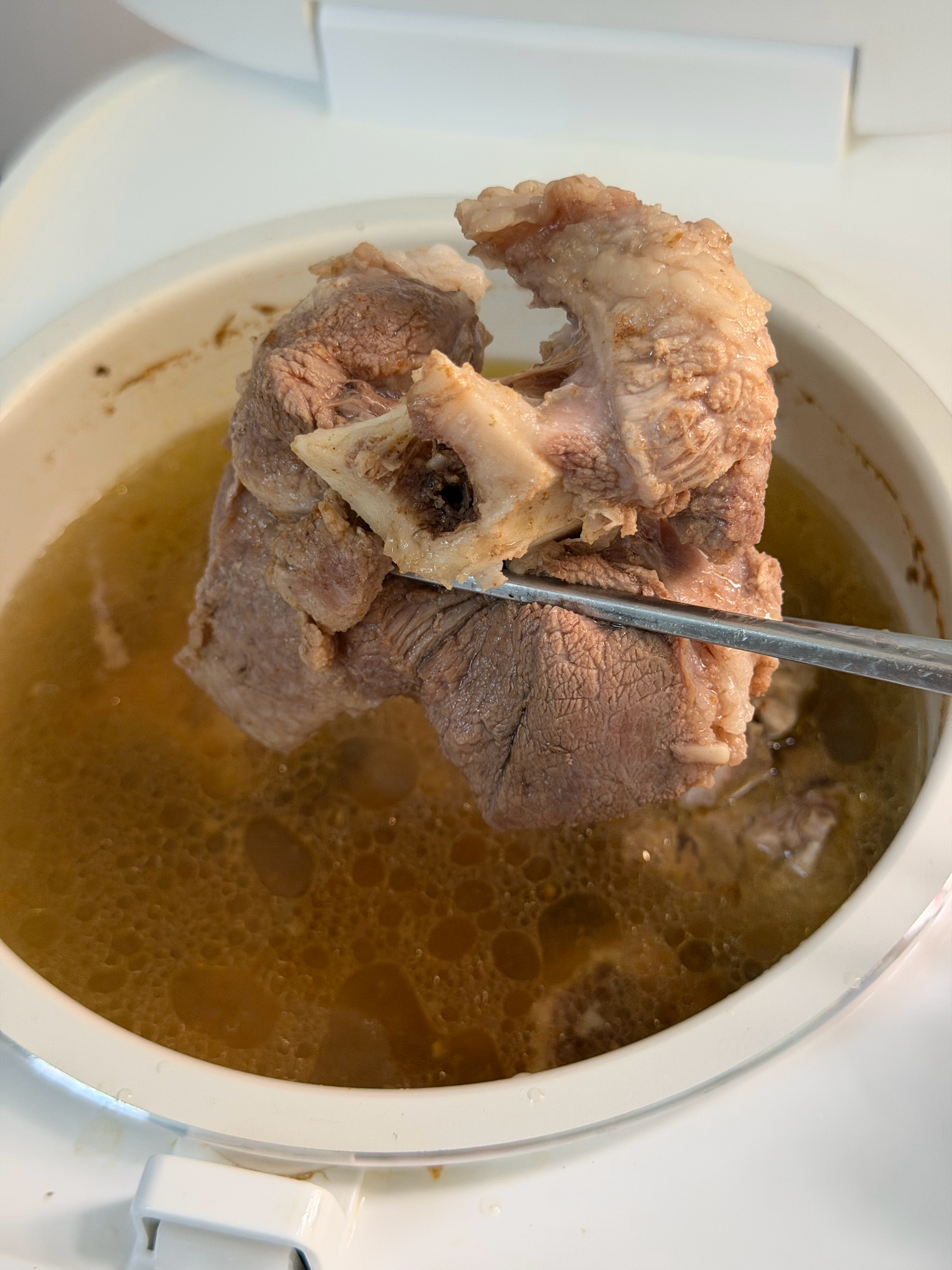今日午餐，简单对付一口得了 