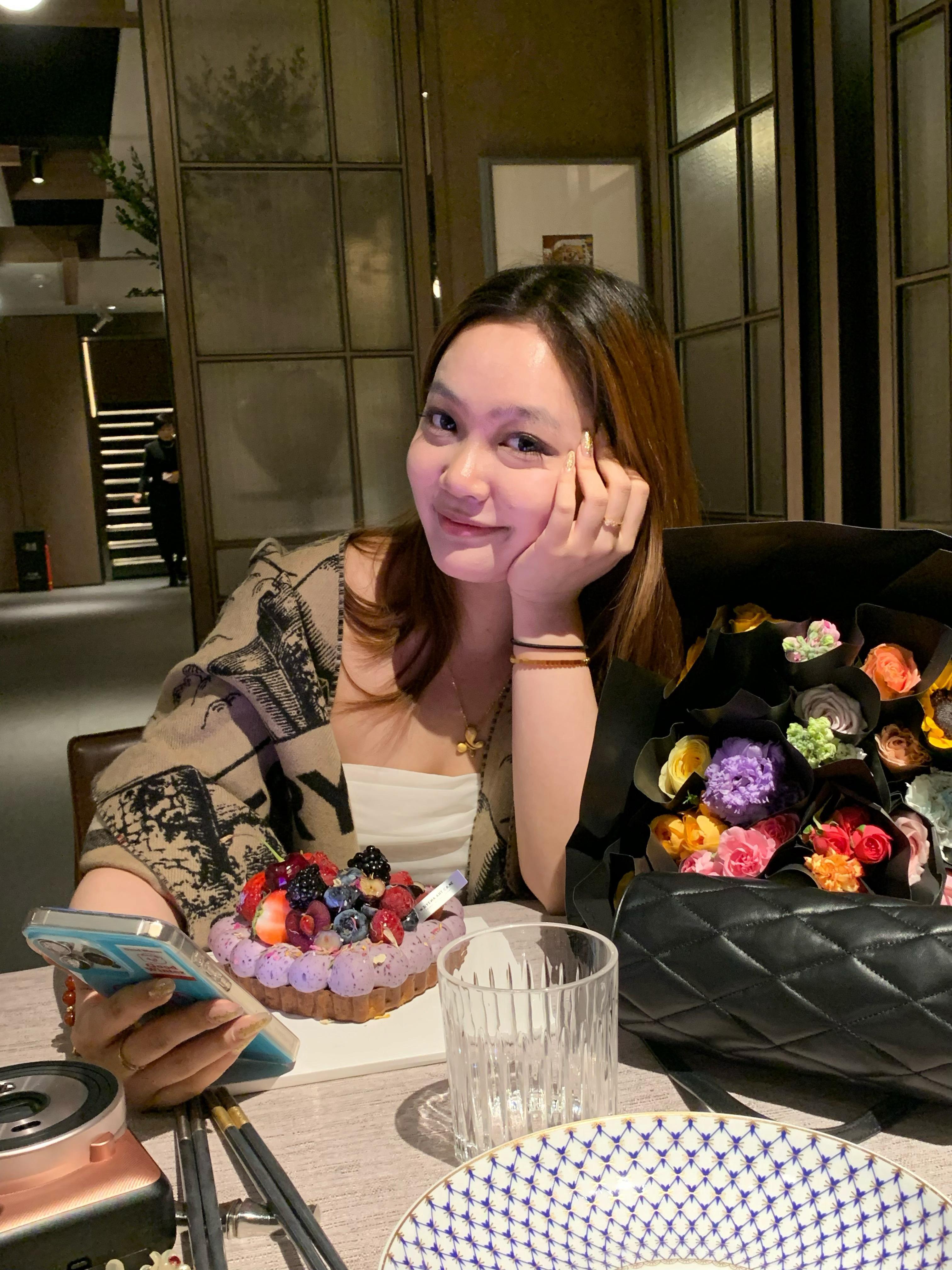 新年快乐嘿嘿嘿加生日库存！新年天天开心！！ 