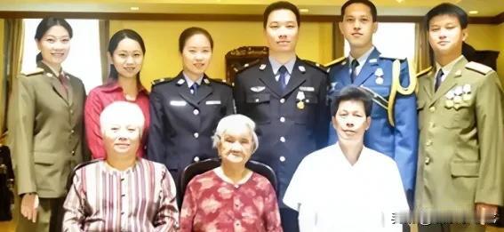 16岁流浪女孩做保姆，深得雇主一家喜爱，两年后，雇主对她说:“从明天开始你不用照