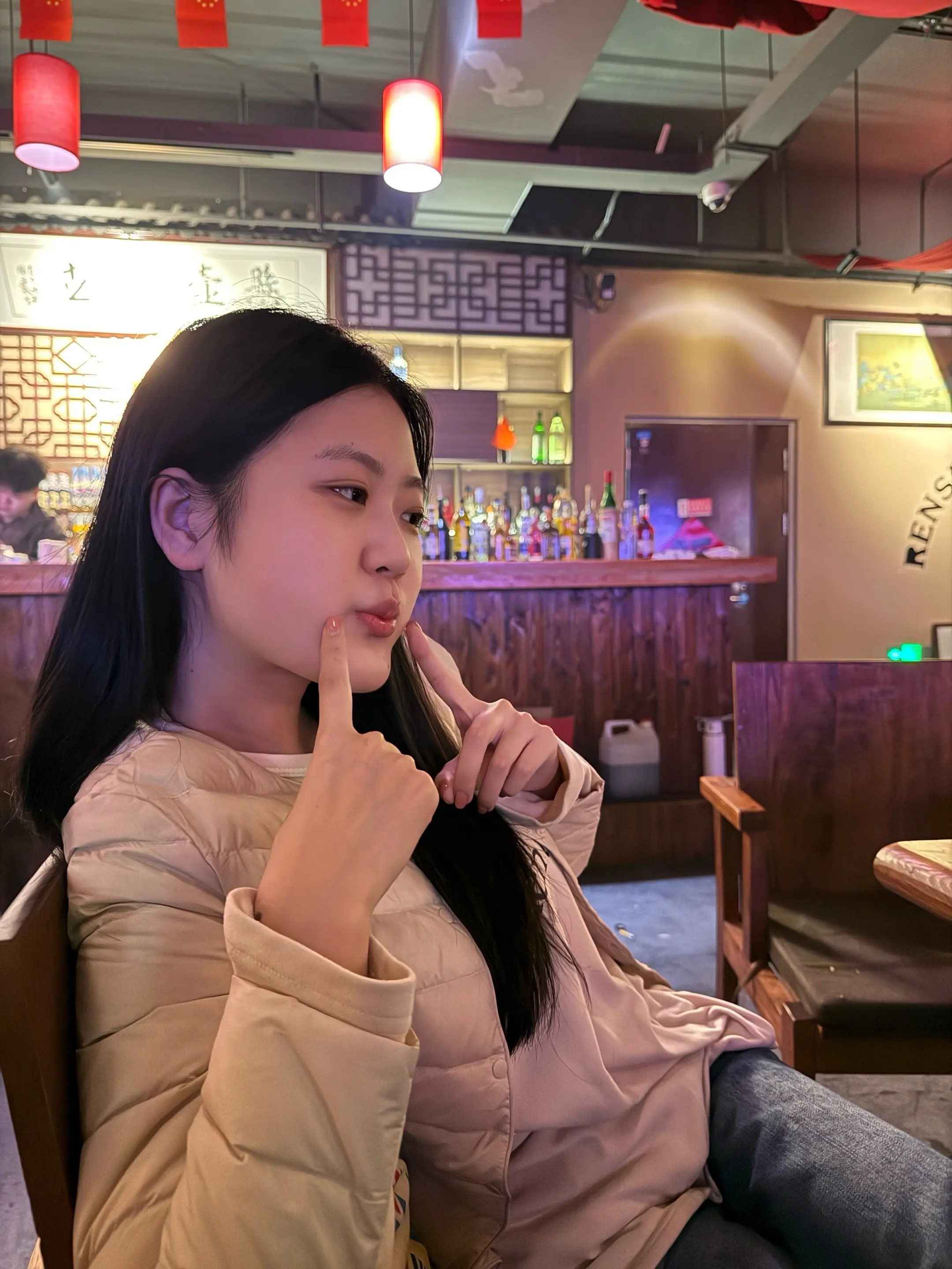 我一直都是小孩性格 我不吃激将法 我需要一个经常夸我的人 那样我会做的特别好